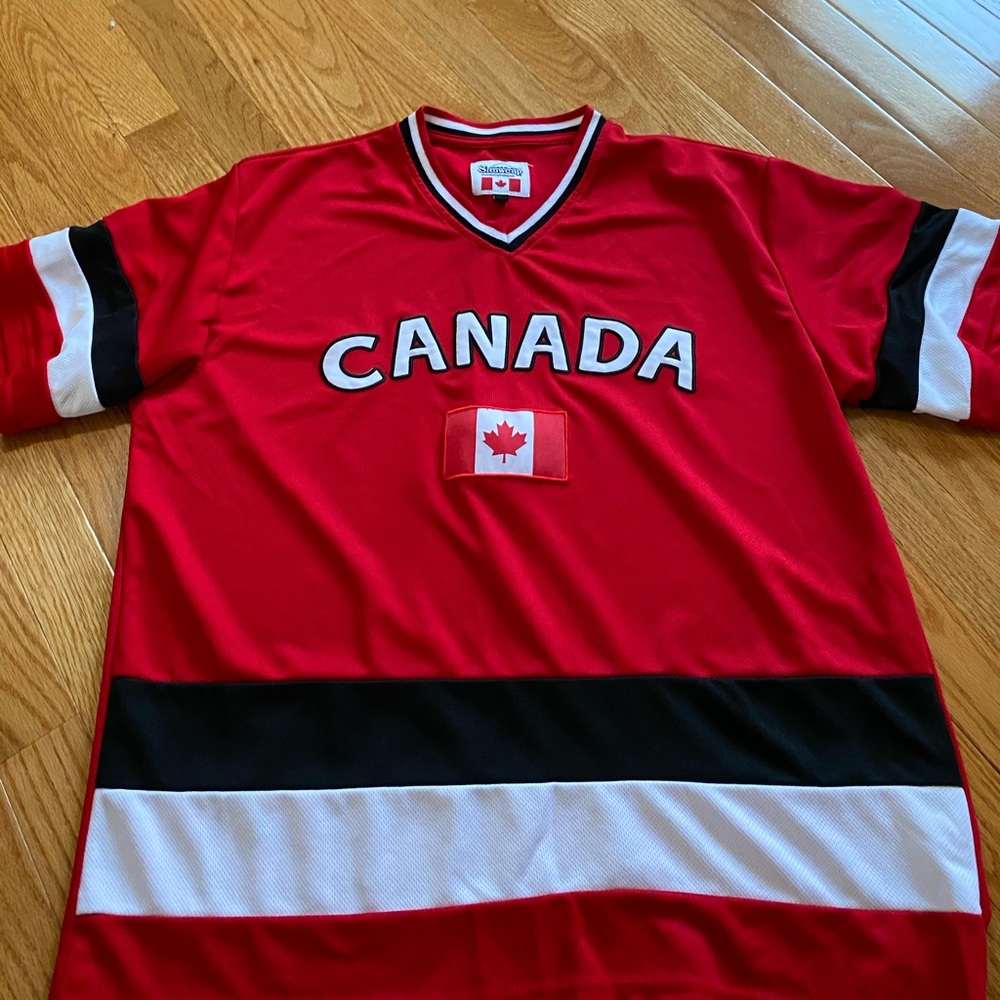 Canada tshirt